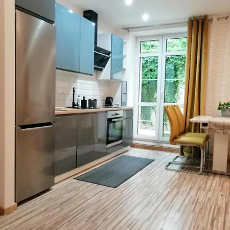 Apartment Jasne Blonia